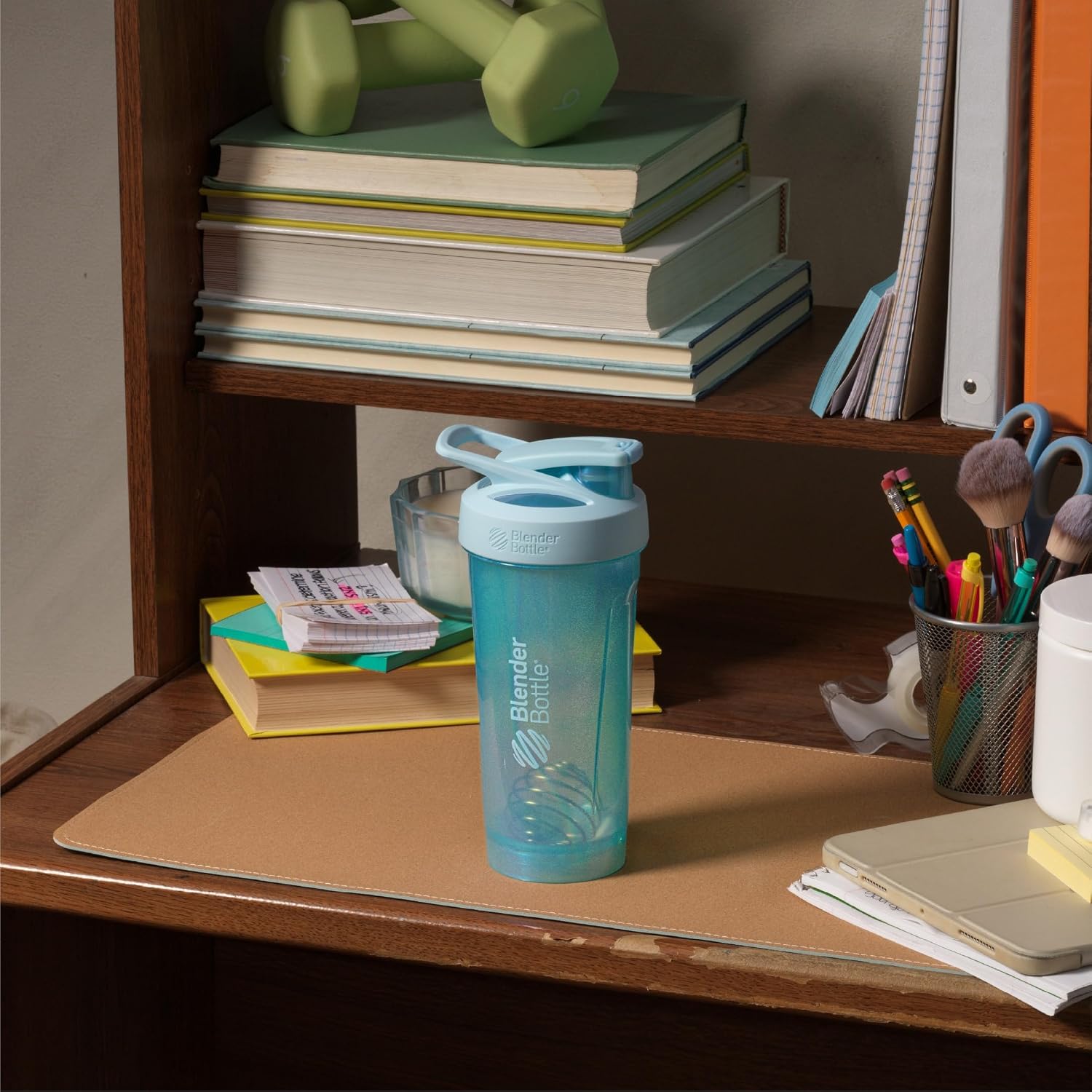 BlenderBottle Sport Flip Tritan Shaker Bottle 28 oz Blue Haze